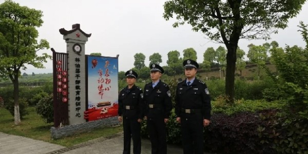 OD体育官方- 科隆铁血防守逼平联赛领头羊  